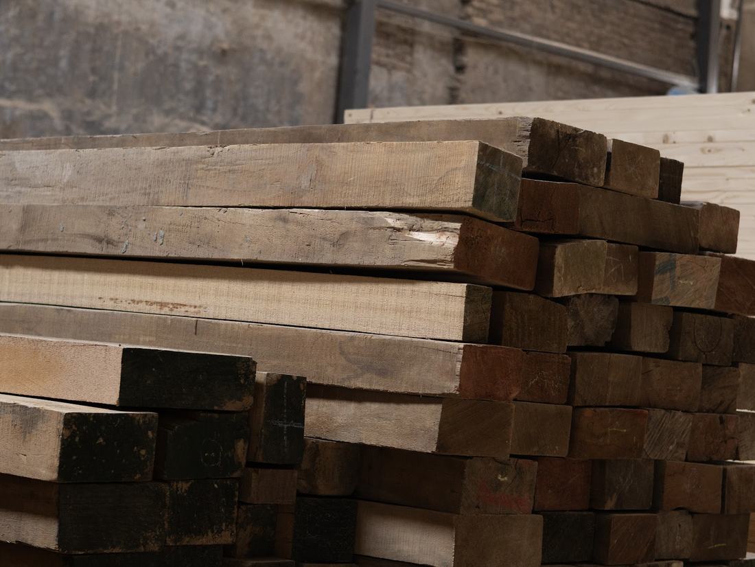 Reddish-brown meranti hardwood sections